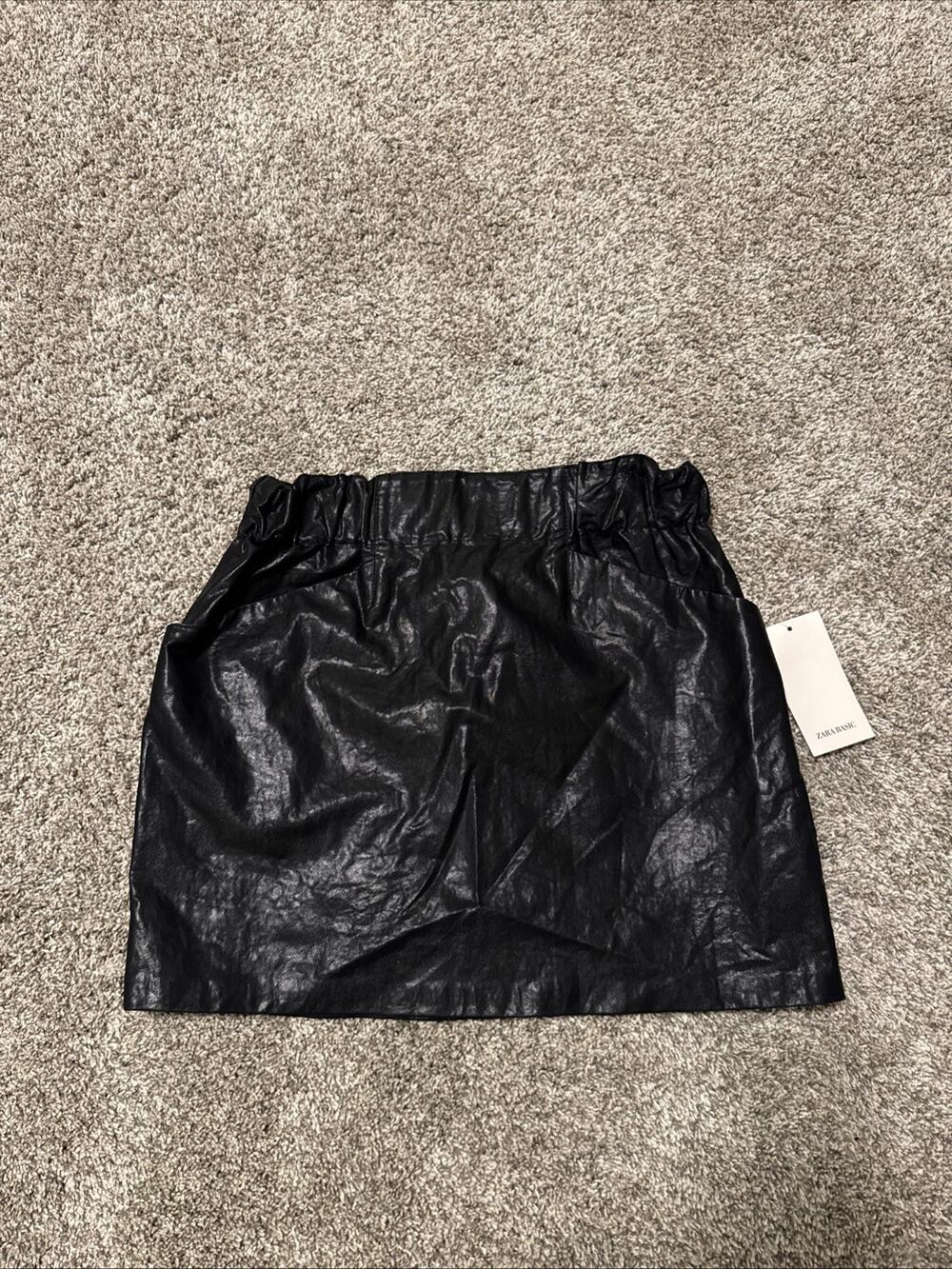 NWT Zara Basic Women Black Faux Leather Pocketed Skirt Sz M